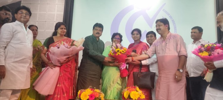 महिला आयोग की राष्ट्रीय अध्यक्ष बनीं विजया राहटकर, पदभार ग्रहण कार्यक्रम में छत्तीसगढ़ भाजपा नेताओं ने दी बधाई