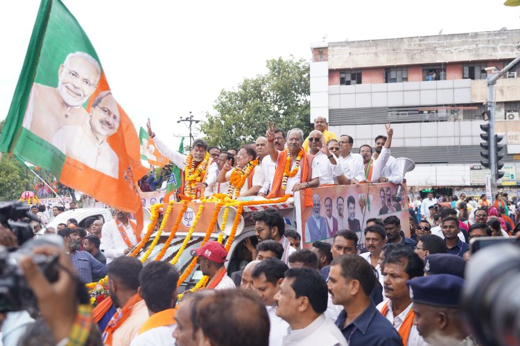 सुनील सोनी की नामांकन रैली में भाजपा ने दिखाई ताकत,बृजमोहन ने कहा-दक्षिण की जनता की एक नहीं दो विधायक करेंगे सेवा