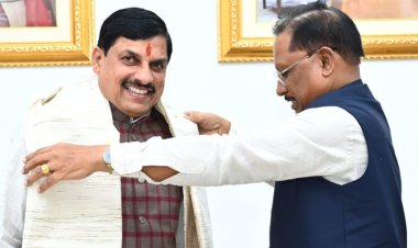 राज्योत्सव का शुभारंभ करने पहुंचे मध्यप्रदेश के मुख्यमंत्री डॉ. मोहन यादव,सीएम विष्णु देव साय ने किया आत्मीय स्वागत