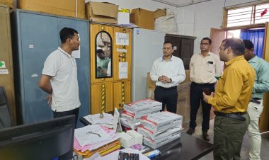 कलेक्टर देवेश कुमार ध्रुव ने किया संवेदनशील क्षेत्रों का निरीक्षण