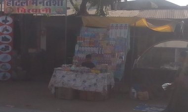 फटाका दुकानों में विस्फोटक अधिनियम की उड़ाई जा रही है धज्जियां