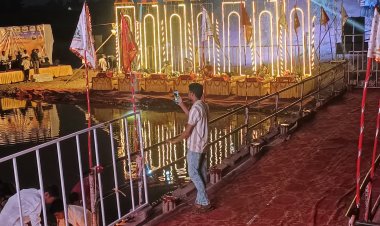 भोलेनाथ की पावन नगरी तुरीं धाम में मनाई गई देव दिवाली, हजारों की संख्या में पहुंचे  श्रद्धालु
