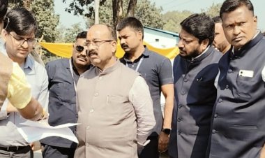 Breaking : अति संवेदनशील क्षेत्र में बन रही सड़क का डिप्टी सीएम अरुण साव ने लिया जायजा