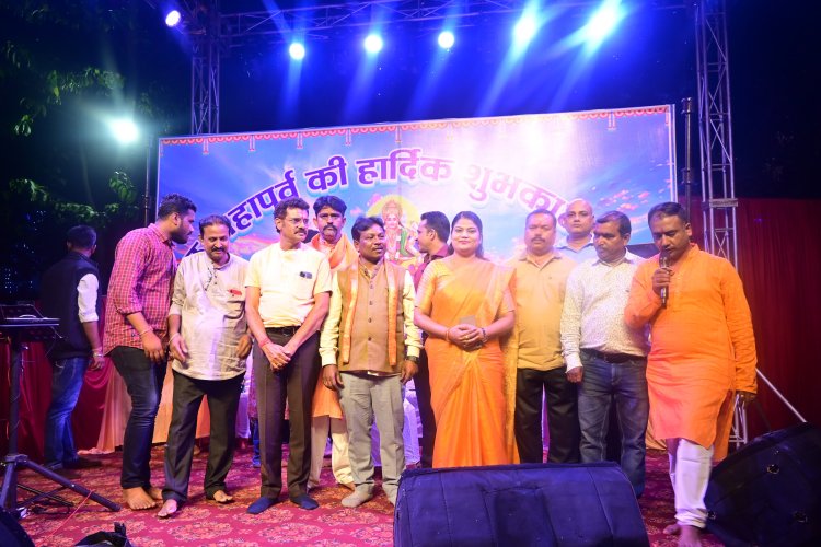 छठ महापर्व पर दीपों से जगमगाया गंगामुण्डा घाट,स्थानीय कलाकारों ने दी भक्तिमय प्रस्तुति
