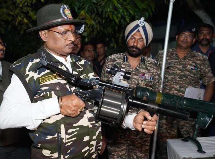 जवानों के आग्रह पर कैंप में मुख्यमंत्री ने किया रात्रि विश्राम,कहा-नक्सल ऑपरेशन में सफलता की पूरे देश में हो रही है प्रशंसा