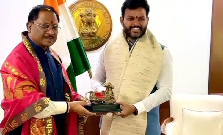नई दिल्ली पहुंचे मुख्यमंत्री विष्णुदेव साय,केंद्रीय नागरिक उड्डयन मंत्री से की मुलाकात