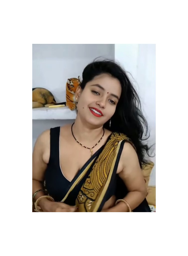 VIDEO: भोजपुरी इन्फ्लुएंसर की "अदाओं" को देख बेकाबू हुए यूजर्स, कमेंट में कर रहे फायर इमोजी की बरसात
