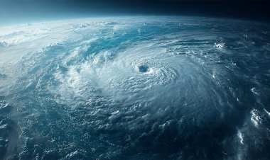 चक्रवात ‘मोंथा’ ने मचाई तबाही: आंध्र-ओडिशा में भारी नुकसान, अलर्ट जारी