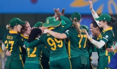 साउथ अफ्रीका ने 52 साल का इंतजार किया खत्म, इंग्लैंड को हराकर महिला वर्ल्ड कप फाइनल में एंट्री