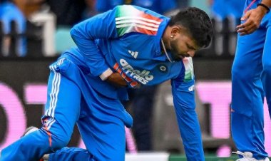 श्रेयस अय्यर को झटका : दो महीने रहेंगे बाहर, साउथ अफ्रीका ODI सीरीज से OUT