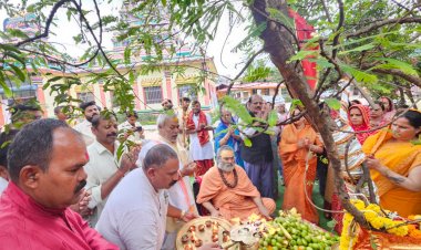 आंवले के पूजन से अश्वमेध यज्ञ का पुण्य फल प्राप्त होता है : इंदुभवानंद महाराज
