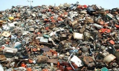 सरकार का स्वच्छता अभियान बना मुनाफे का मॉडल: कबाड़ बेचकर कमाए 800 करोड़ रूपये