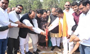 शंकर नगर के गौरव बीटीआई ग्राउंड को मिलेगा नया स्वरूप, विधायक पुरंदर मिश्रा ने किया भूमिपूजन
