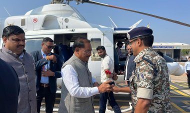 मुख्यमंत्री विष्णु देव साय का जगदलपुर एयरपोर्ट में किया गया आत्मीय स्वागत