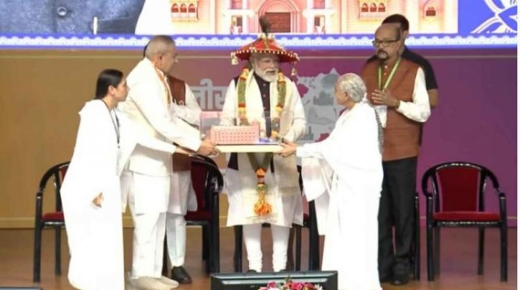 ब्रह्माकुमारीज में शब्द कम सेवा ज्यादा: पीएम मोदी