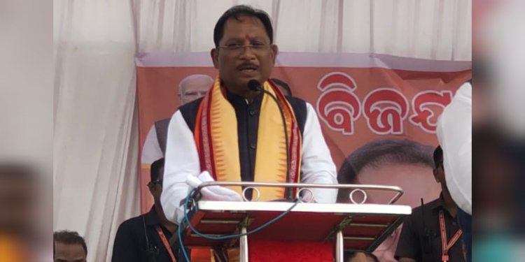 सीएम विष्णुदेव साय पहुंचे नुआपाड़ा,चुनावी सभा से जय धोलकिया के लिए मांगा समर्थन