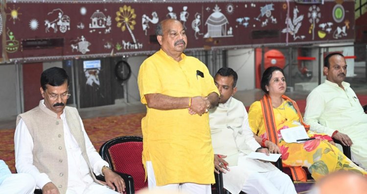 “वंदे मातरम्” के 150 वर्ष पूर्ण होने पर ऐतिहासिक आयोजन की तैयारी, इनडोर स्टेडियम में हुई महत्वपूर्ण बैठक