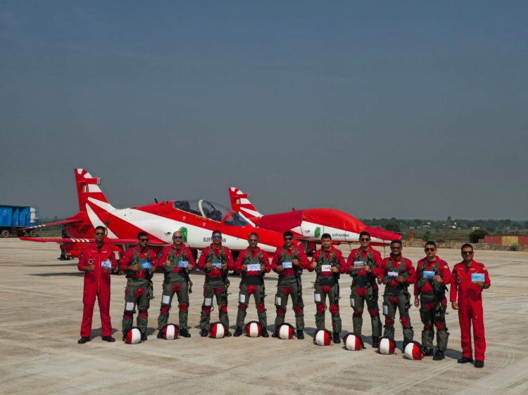 भारतीय वायुसेना की आकाशीय शौर्यगाथा पर छत्तीसगढ़ डाक परिमंडल ने जारी किया विशेष स्मृति फ्लोन कवर