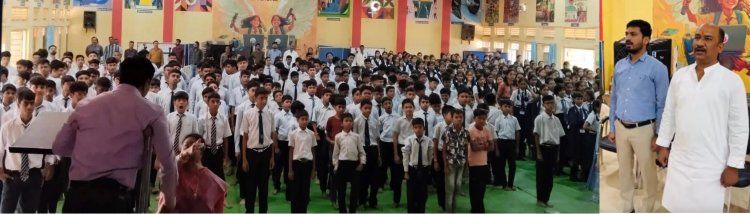 नवोदय विद्यालय में 'वंदे मातरम्' के 150 वर्ष पूरे होने पर भव्य सामूहिक गायन का आयोजन