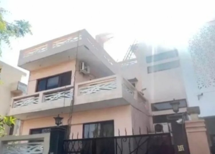 गोपनीय तरीके से चल रहा था कोठी में गंदा धंधा,पोर्न साइट को कंटेट उपलब्ध करा रहे थे पति-पत्नी