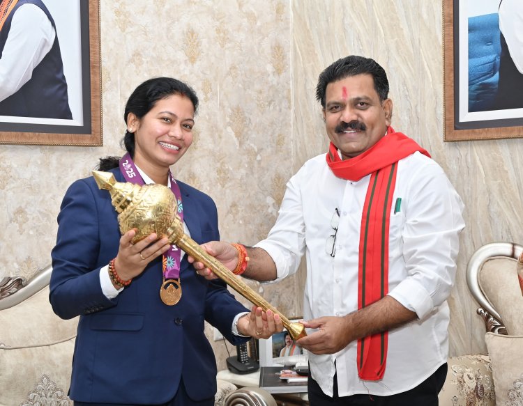 विश्व विजेता भारतीय महिला टीम में कवर्धा की बेटी का अमूल्य योगदान हम सभी के लिए गर्व की बात : विजय शर्मा