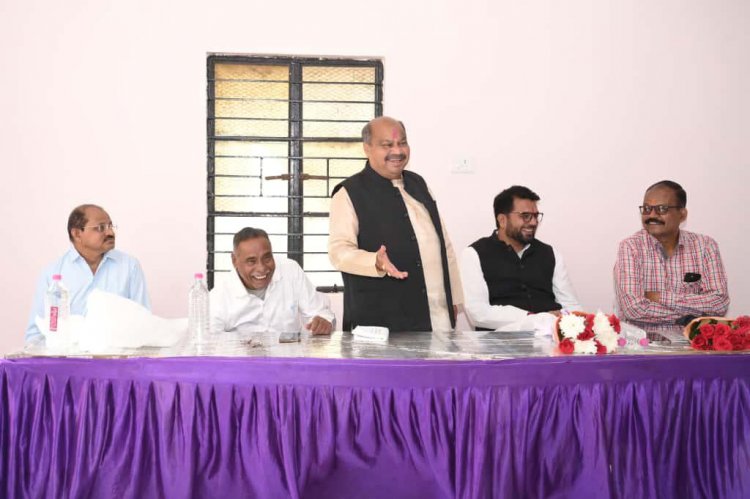 “वादा, विकास और विश्वास” : पुरंदर मिश्रा ने किया नवनिर्मित समिति भवन का लोकार्पण