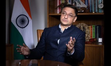 AI के युग में UPSC की तैयारी 'समय की बर्बादी'? पीएम मोदी के सलाहकार संजीव सान्याल के बयान ने छेड़ी नई बहस