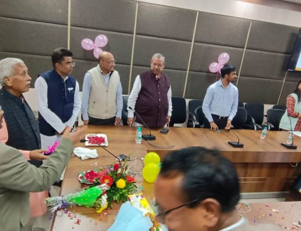 छत्तीसगढ़ सरकार ने 2 साल पूरे होने पर श्रमिकों को दिया तोहफा, 21 हजार से ज्यादा श्रमिकों को डीबीटी से पहुंची करोड़ों की मदद