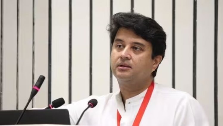 केंद्रीय मंत्री सिंधिया ने स्पष्ट किया: "संचार साथी" ऐप न वैकल्पिक है, न जासूसी करने वाला