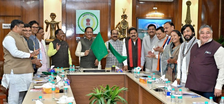 मुख्यमंत्री ग्रामीण बस योजना का दूसरा चरण शुरू, बस सुविधा से जुड़े 180 नए गांव