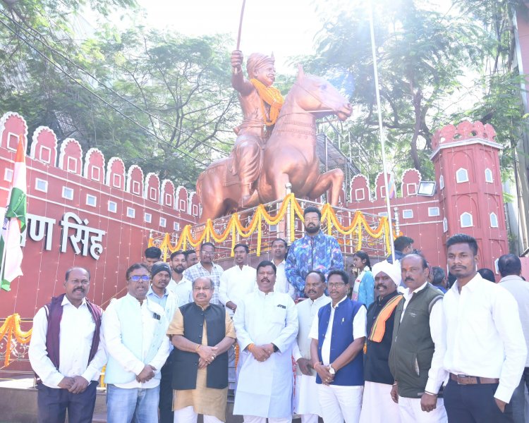 शौर्य, करुणा और संघर्ष को श्रद्धांजलि : वीर नारायण सिंह की पुण्यतिथि पर मुख्यमंत्री के साथ नतमस्तक हुए विधायक पुरंदर मिश्रा