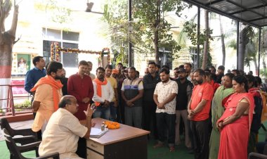 उत्तर विधायक पुरंदर मिश्रा ने जनदर्शन में सुनी जनता की समस्याएं