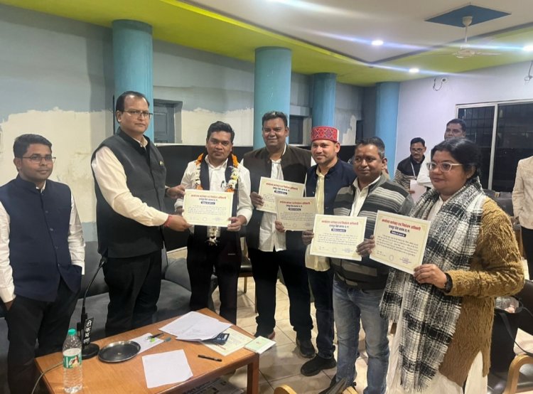 रायपुर प्रेस क्लब चुनाव के नतीजे घोषित,मोहन तिवारी अध्यक्ष,गौरव शर्मा बने महासचिव