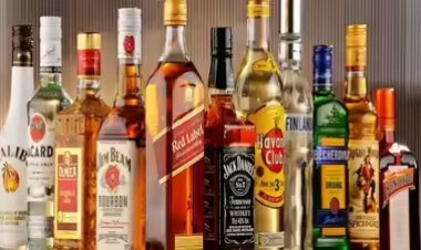 एक अप्रैल से फाइबर की फूड ग्रेड बोतल में मिलेगी शराब, 35 नई दुकानों के शटर भी खोले जाएंगे