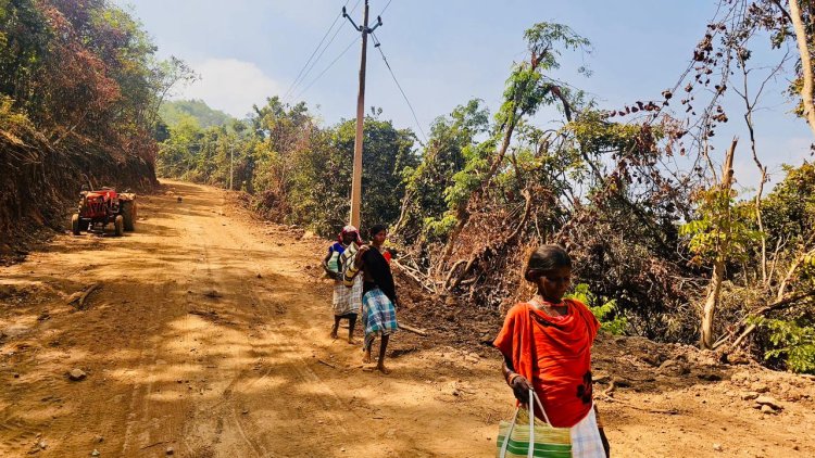 आजादी के बाद पहली बार जगमगाया गांव : लाल आतंक का अंत,गोगुंडा में पहली बार पहुचीं बिजली