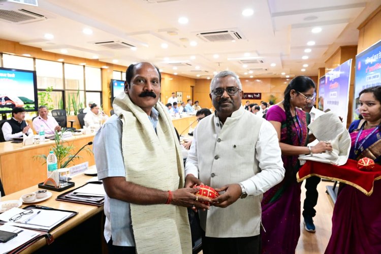 दक्षिण पूर्व मध्य रेलवे क्षेत्रीय रेलवे उपयोगकर्ता परामर्शदात्री समिति (ZRUCC) की 21वीं बैठक हुई सम्पन्न - कैट