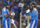 फाइनल में फाइनली चला अभिषेक का बल्ला : भारत का तूफानी आगाज: पावर-प्ले में ही ठोके 92 रन, शर्मा 51 पर आउट