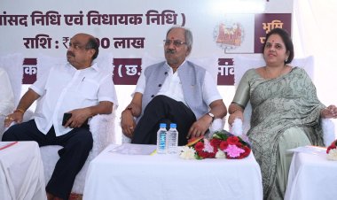 सांसद बृजमोहन अग्रवाल ने किया लाखों के विकास कार्यों का भूमिपूजन