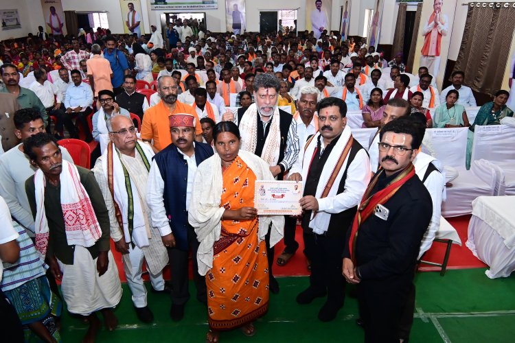 जगदलपुर के किसान सम्मेलन में शामिल हुए उप मुख्यमंत्री विजय शर्मा,देव सहित अन्नदाताओं ने सीएम से किया संवाद