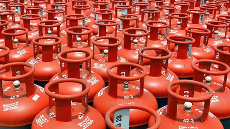 महंगाई का बड़ा झटका: घरेलू और कमर्शियल LPG सिलेंडर ₹60 हुए महंगे, आज से लागू हुईं नई दरें