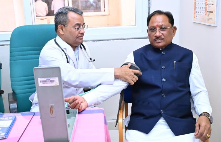 स्वास्थ्य के प्रति जागरूकता का संदेश: मुख्यमंत्री विष्णु देव साय ने विधानसभा परिसर में तीन दिवसीय स्वास्थ्य शिविर का किया शुभारंभ