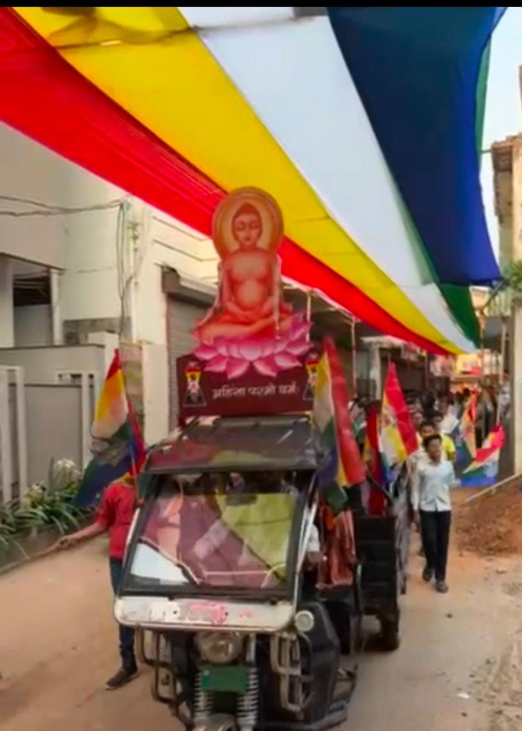 भगवान महावीर जन्म कल्याणक महोत्सव : बालोद में निकली भव्य प्रभात फेरी,शामिल हुए सैकड़ों जैन समुदाय के लोग