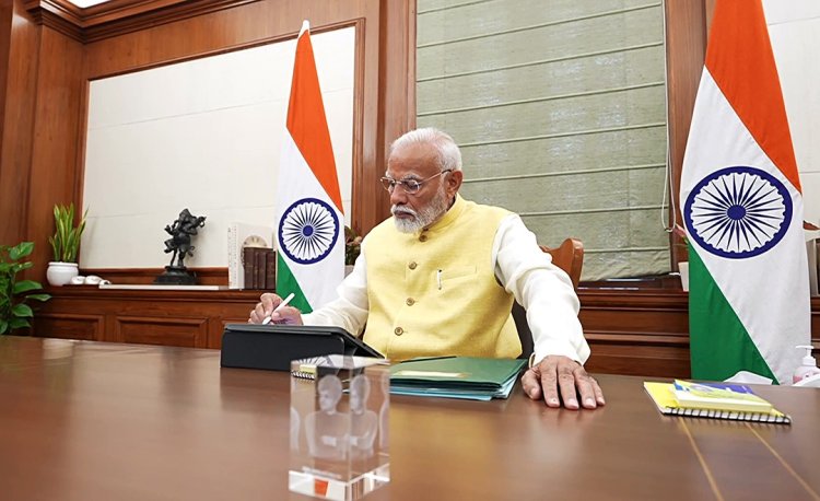 केंद्र सरकार - "लॉकडाउन नहीं लगेगा, डर का माहौल न बनाएं"