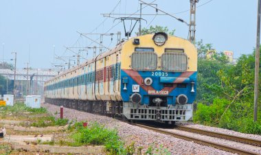 गर्मी में राहत: एलटीटी–सांतरागाछी के बीच चलेगी समर स्पेशल ट्रेन, छत्तीसगढ़ के यात्रियों को बड़ी सुविधा