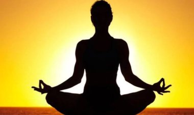 क्या योग सिर्फ लचीले लोगों के लिए है? जानें योग से जुड़े 5 बड़े भ्रम और उनकी असलियत