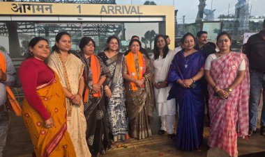 राज्यसभा में शपथ ग्रहण कर रायपुर लौटीं सांसद लक्ष्मी वर्मा,एयरपोर्ट पर हुआ भव्य स्वागत