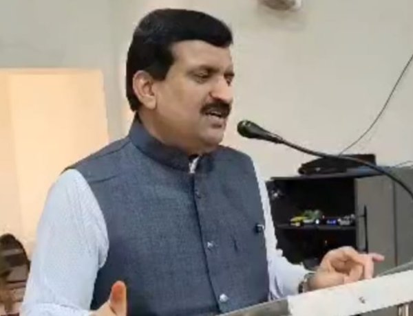 डायन-टोनही के संदेह में महिला प्रताड़ना शर्मनाक : डॉ दिनेश मिश्र