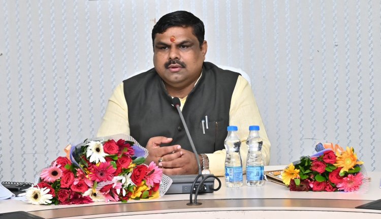 स्कूलों में बड़ा बदलाव: मंत्रोच्चार, AI शिक्षा और एक्टिविटी डे की नई पहल