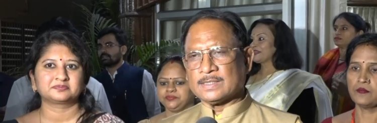 ‘इंडी’ गठबंधन ने किया घोर महापाप, महिलाओं के अधिकारों से किया खिलवाड़ : मुख्यमंत्री साय