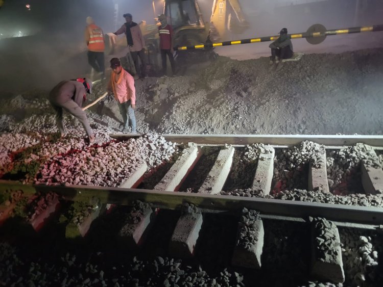 आवागमन के लिए वैकल्पिक मार्गों का करना होगा उपयोग ,रेलवे फाटक 2 मई तक रहेगा बंद